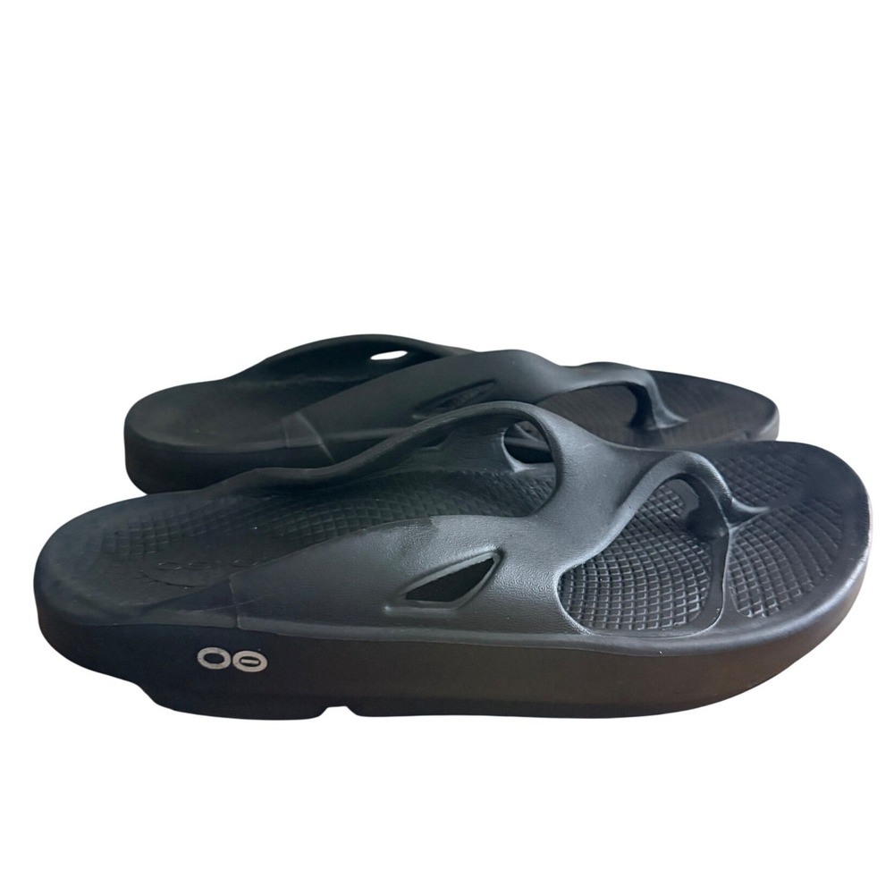 OOFOS Sandals Womens 9 OOriginal Black Recovery Flip Flops EUC